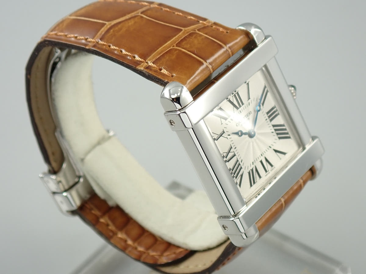カルティエ タンク シノワーズ LM Ref.2685H シルバー文字盤 美品 95R0VJ7Y