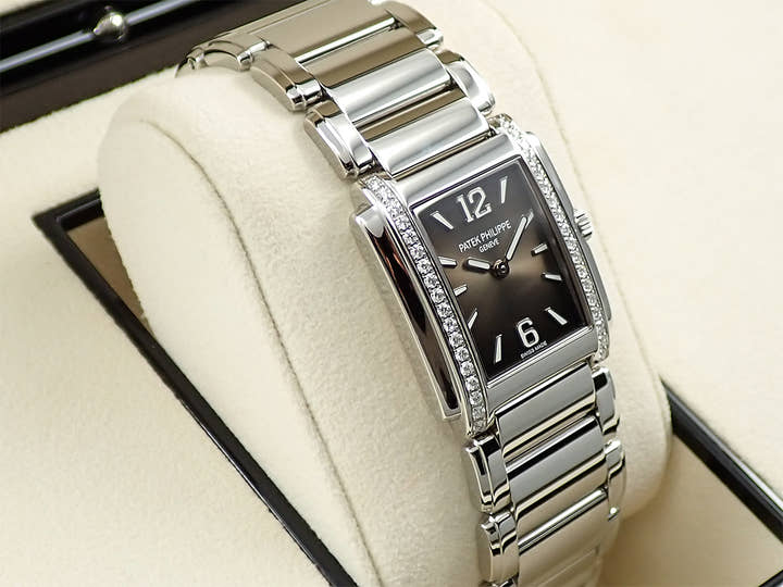 パテックフィリップ Twenty-4 Ref.4910/1200A-010 ステンレススチール グレー文字盤