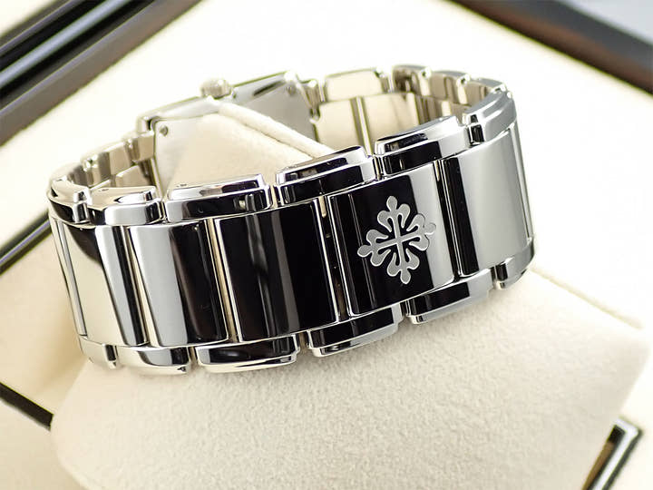 パテックフィリップ Twenty-4 Ref.4910/1200A-010 ステンレススチール グレー文字盤