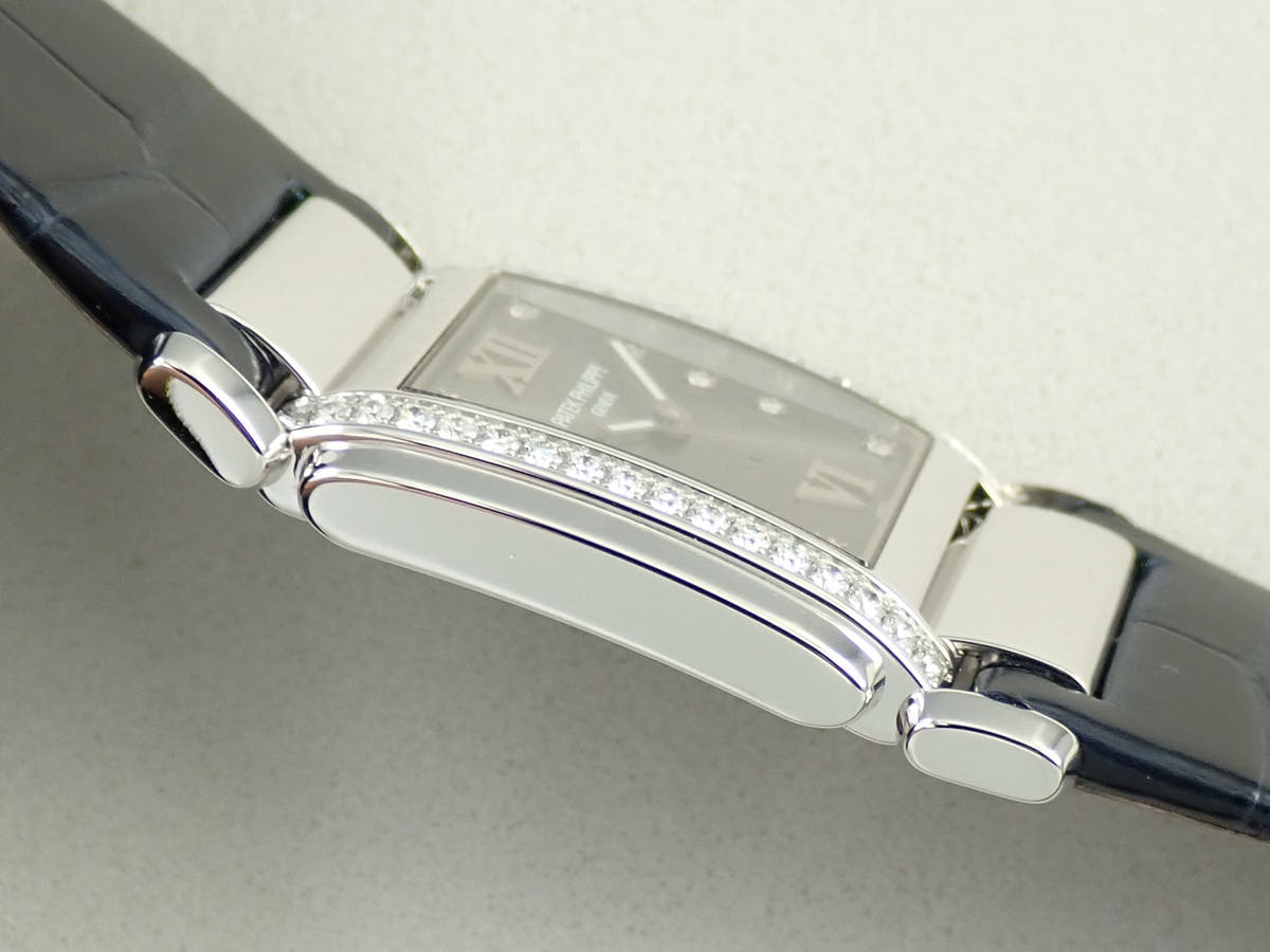 パテックフィリップ Twenty-4 Ref.4920G-001 グレー文字盤 中古 YR07W5F2