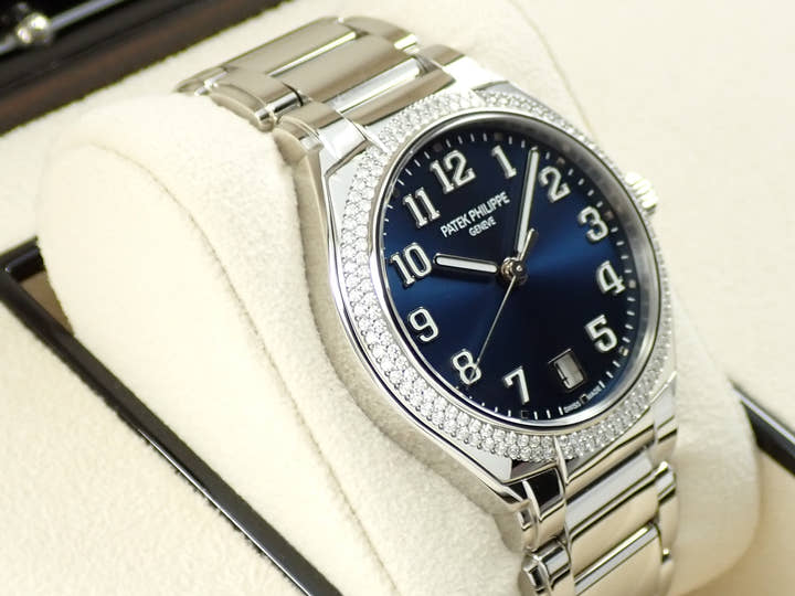 パテックフィリップ Twenty-4 Ref.7300/1200A-001 ステンレススチール ブルーソレイユ文字盤