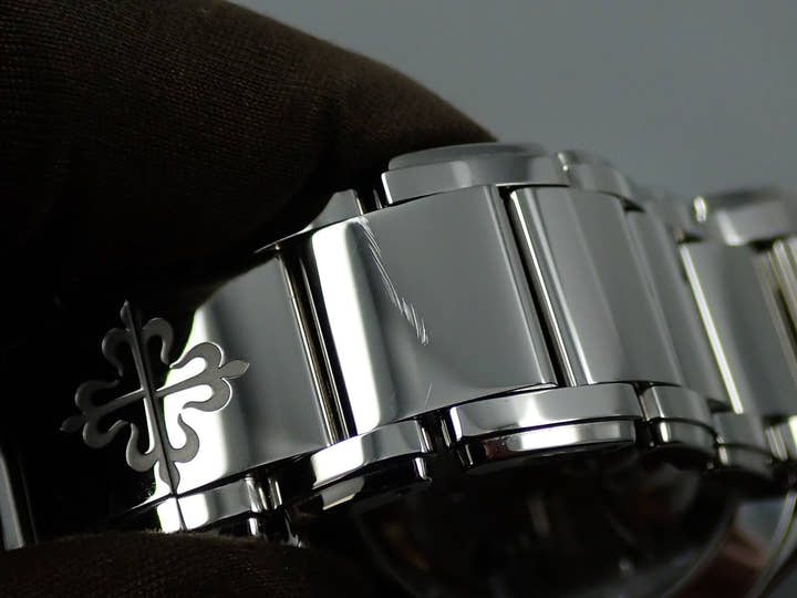 パテックフィリップ Twenty-4 Ref.7300/1200A-001 ステンレススチール ブルーソレイユ文字盤