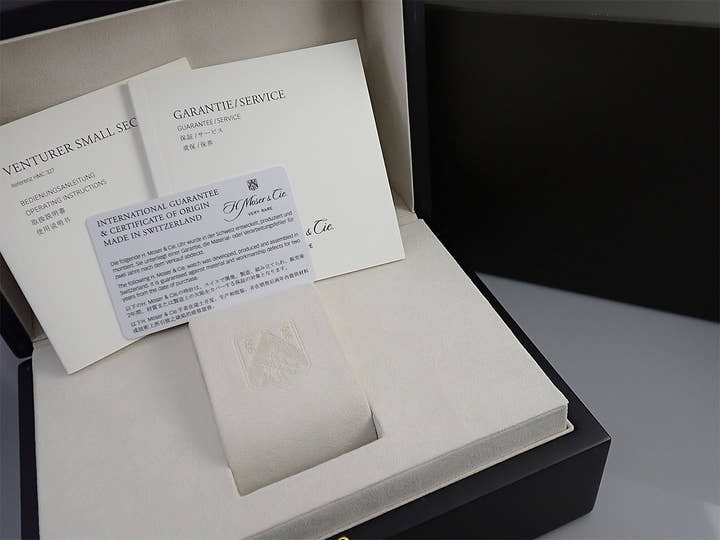 H.モーザー ベンチャー・コンセプト ベンタブラック ブラックハンズ Ref.2327-0222 ベンタブラック文字盤 美品 UJ042H3T