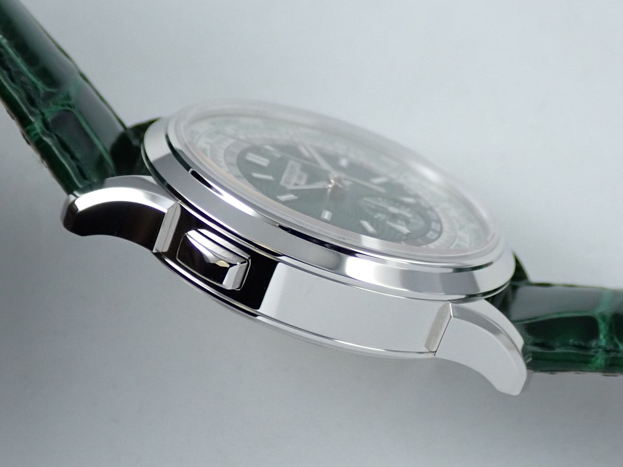 Patek Philippe Complications World Time Chronograph Ref.5930P-001 PT Green Dial