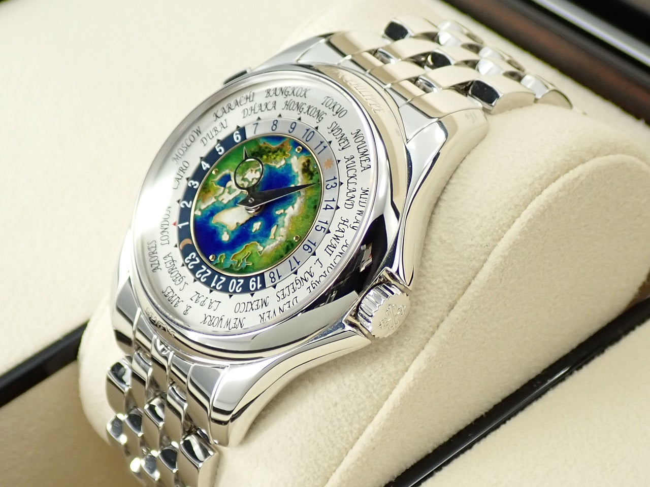 Patek Philippe World Time Cloisonné &lt;Warranty, Box, etc.&gt;