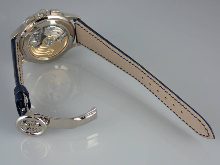 パテックフィリップ ワールドタイム Ref.5930G-001 ブルーオパーリン文字盤 中古 worldtime-23