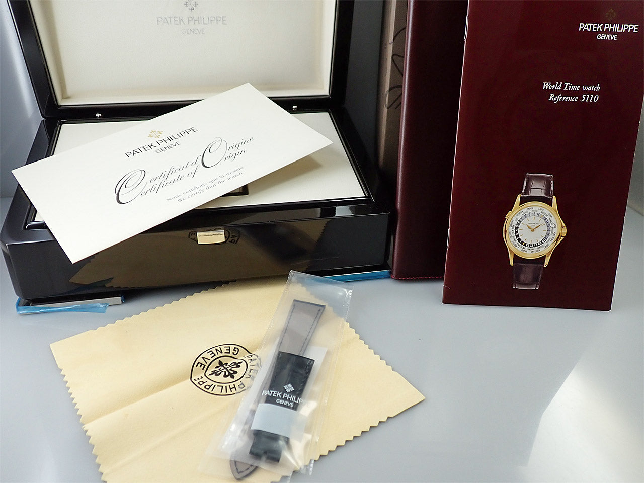 Patek Philippe World Time &lt;Warranty, Box, etc.&gt;