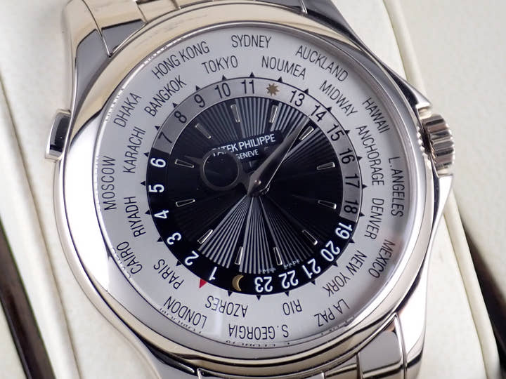 パテックフィリップ ワールドタイム Ref.5130/1G シルバー／グレー文字盤 中古 worldtime-24