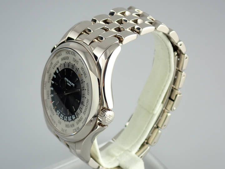 パテックフィリップ ワールドタイム Ref.5130/1G シルバー／グレー文字盤 中古 worldtime-26