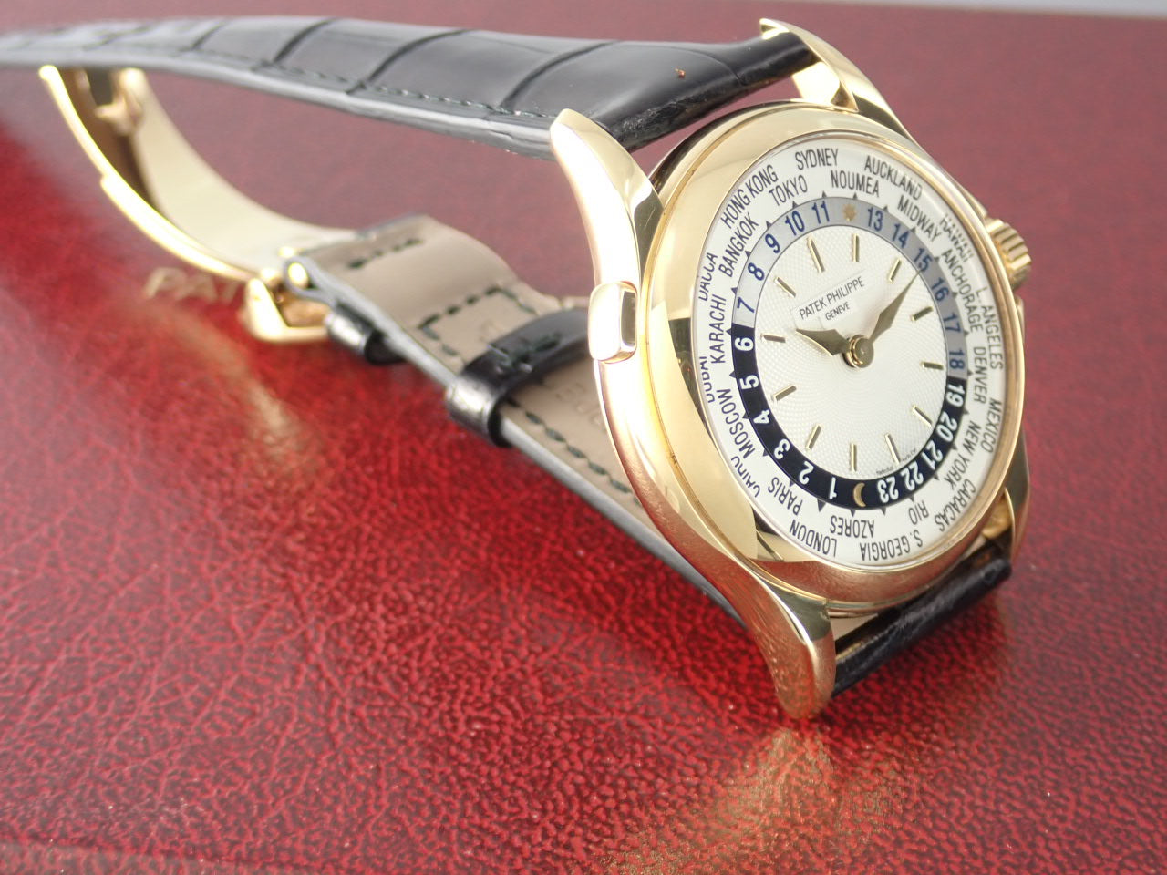 Patek Philippe World Time &lt;Warranty, Box, etc.&gt;