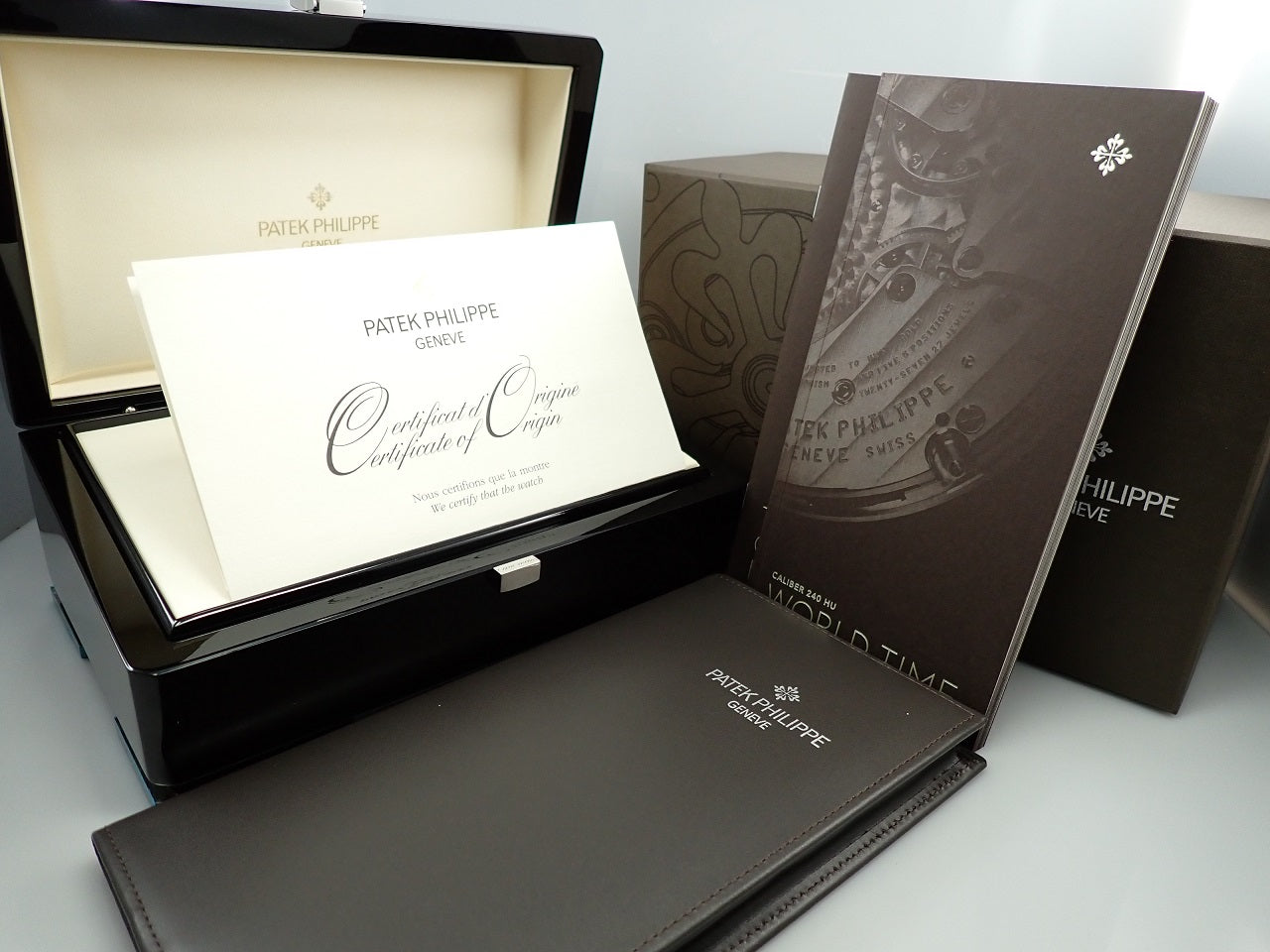 Patek Philippe World Time &lt;Warranty, Box, etc.&gt;