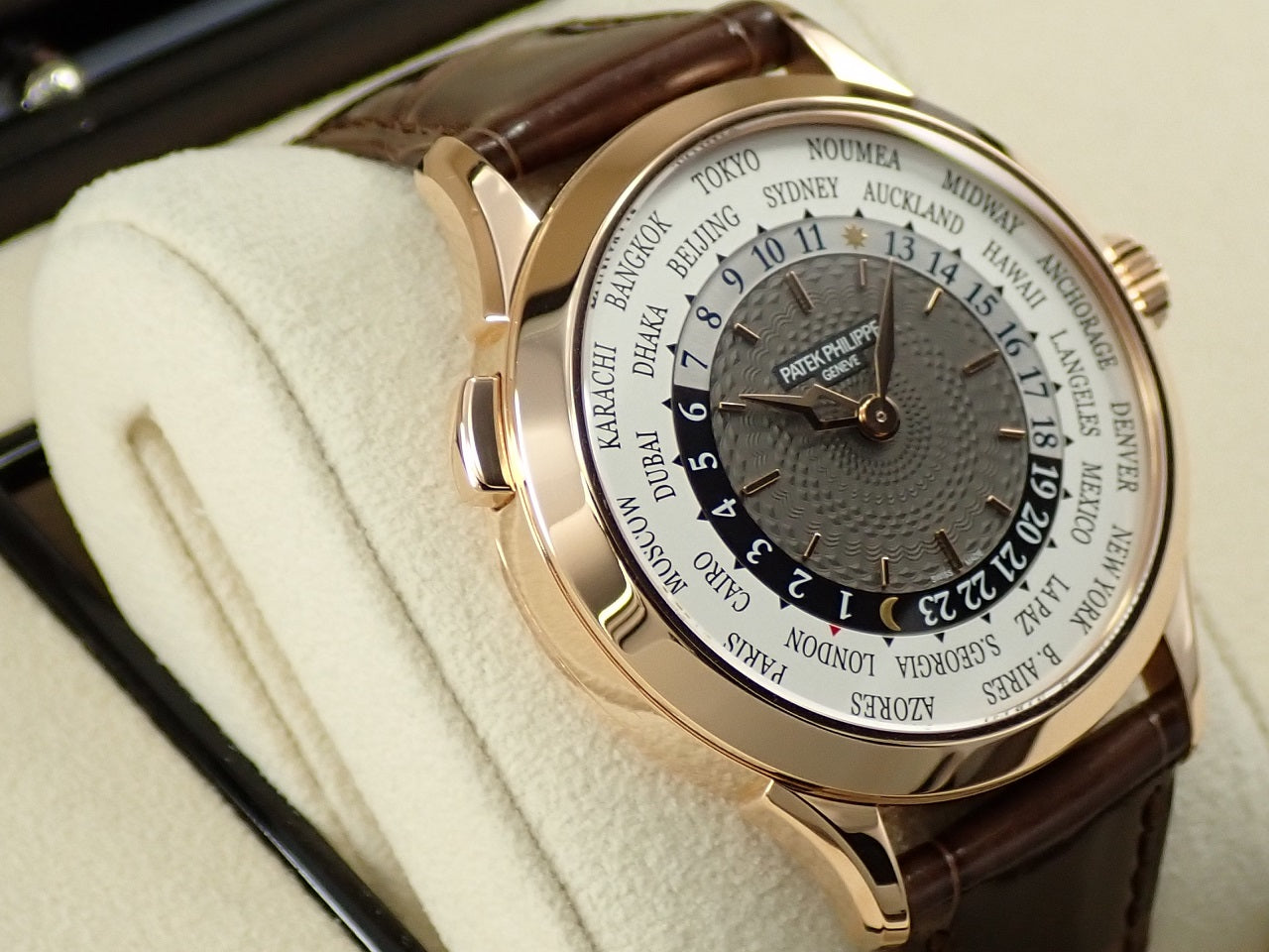 Patek Philippe World Time &lt;Warranty, Box, etc.&gt;