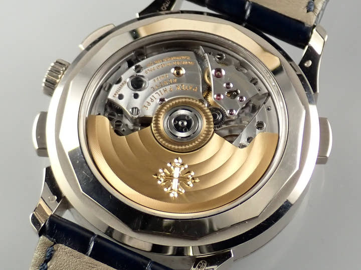 パテックフィリップ ワールドタイム Ref.5930G-001 ブルーオパーリン文字盤 中古 worldtime-30
