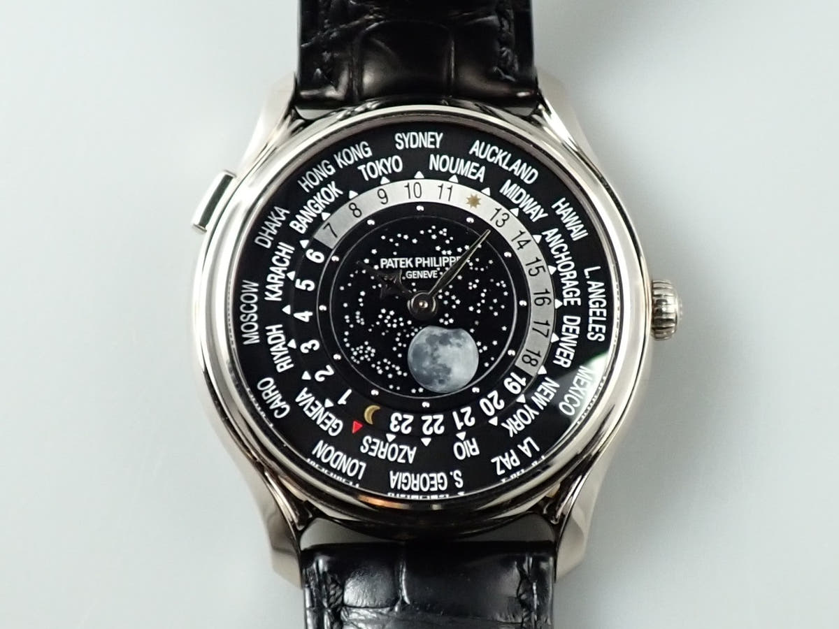 パテックフィリップ ワールドタイム ムーンフェイズ Ref.5575G-001 ブラック文字盤 中古 Y89KRS01