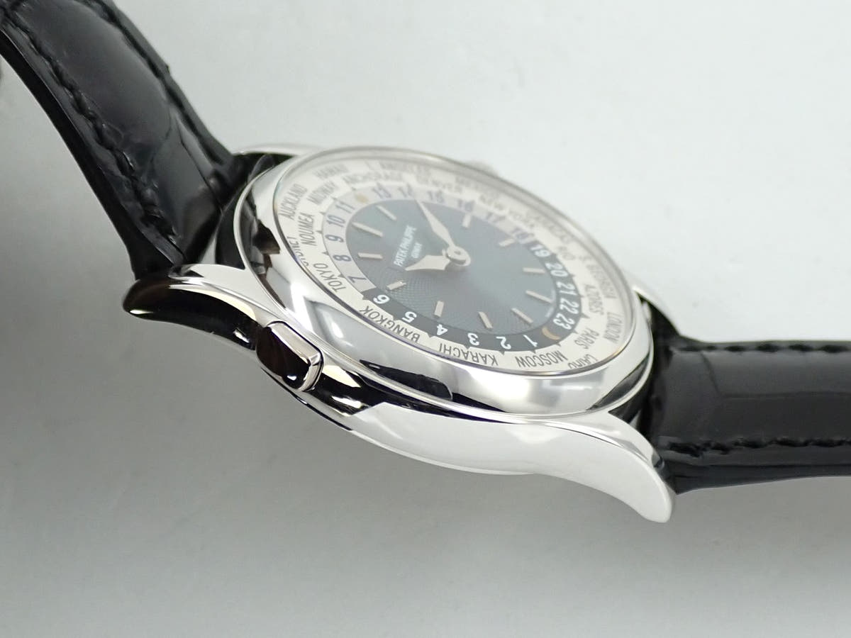 パテックフィリップ ワールドタイム Ref.5110P-001 ブルー文字盤 美中古 UT230H19