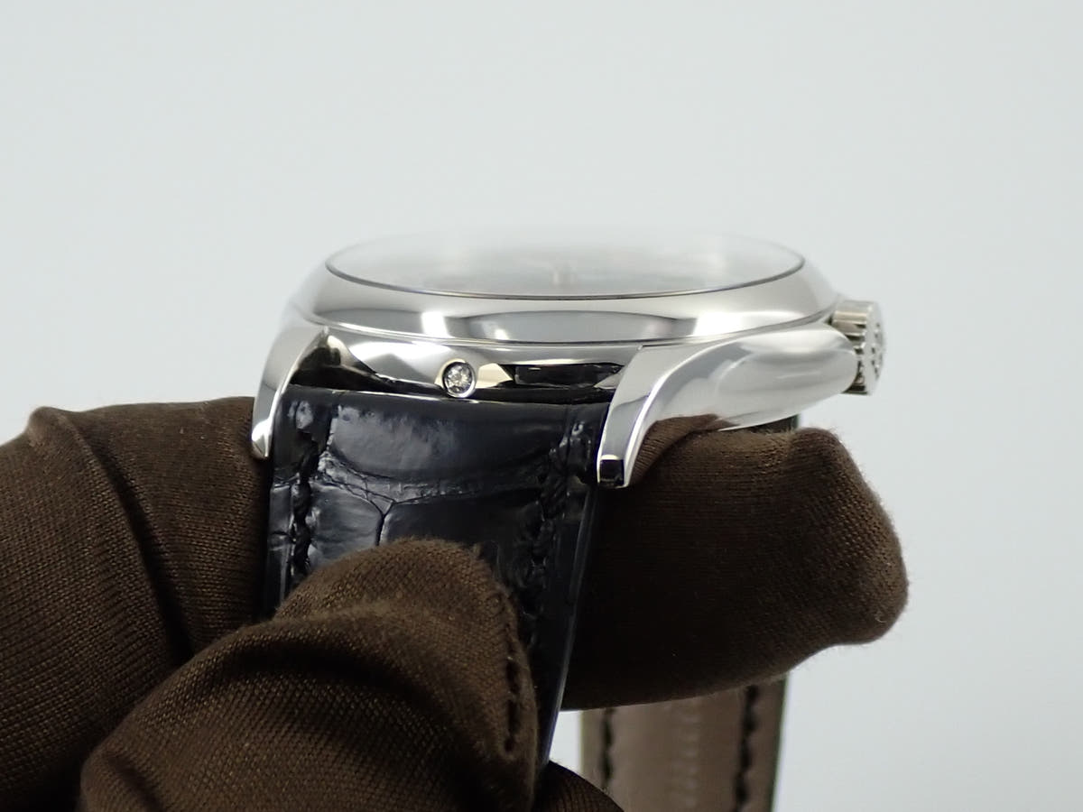 パテックフィリップ ワールドタイム Ref.5110P-001 ブルー文字盤 美中古 UT230H19