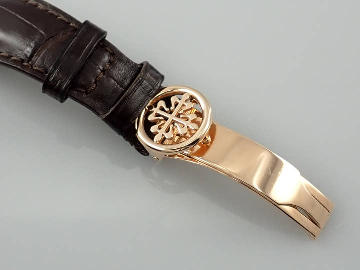 パテックフィリップ ワールドタイム Ref.5110R-001 ギョーシェ/シルバーオパーリン文字盤 中古 worldtime-40