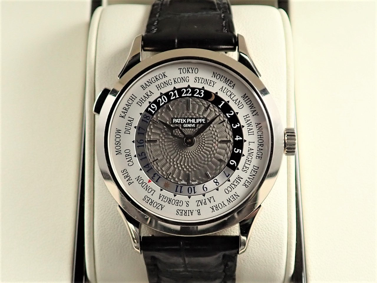 Patek Philippe World Time &lt;Warranty, Box, etc.&gt;