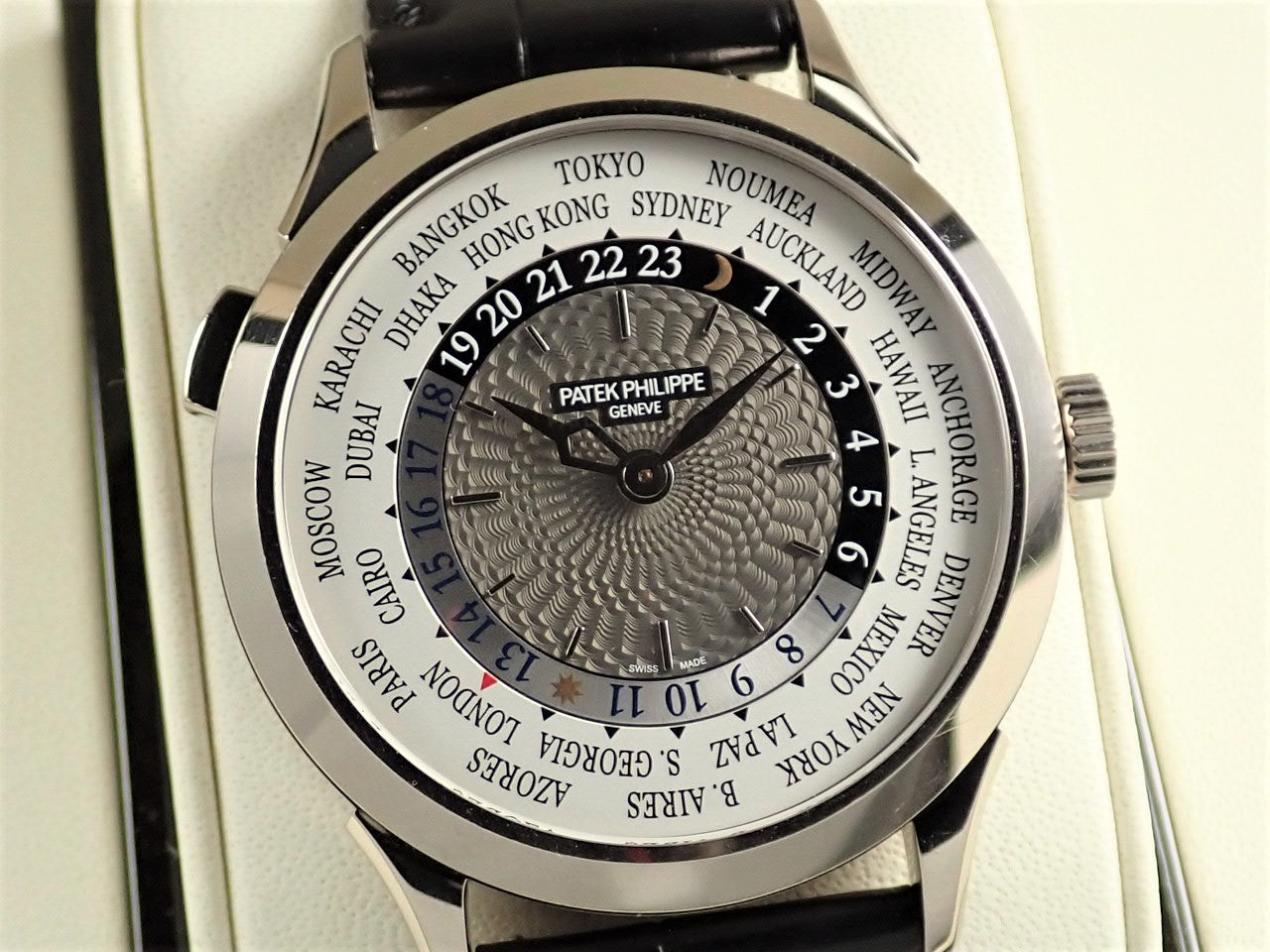 Patek Philippe World Time &lt;Warranty, Box, etc.&gt;