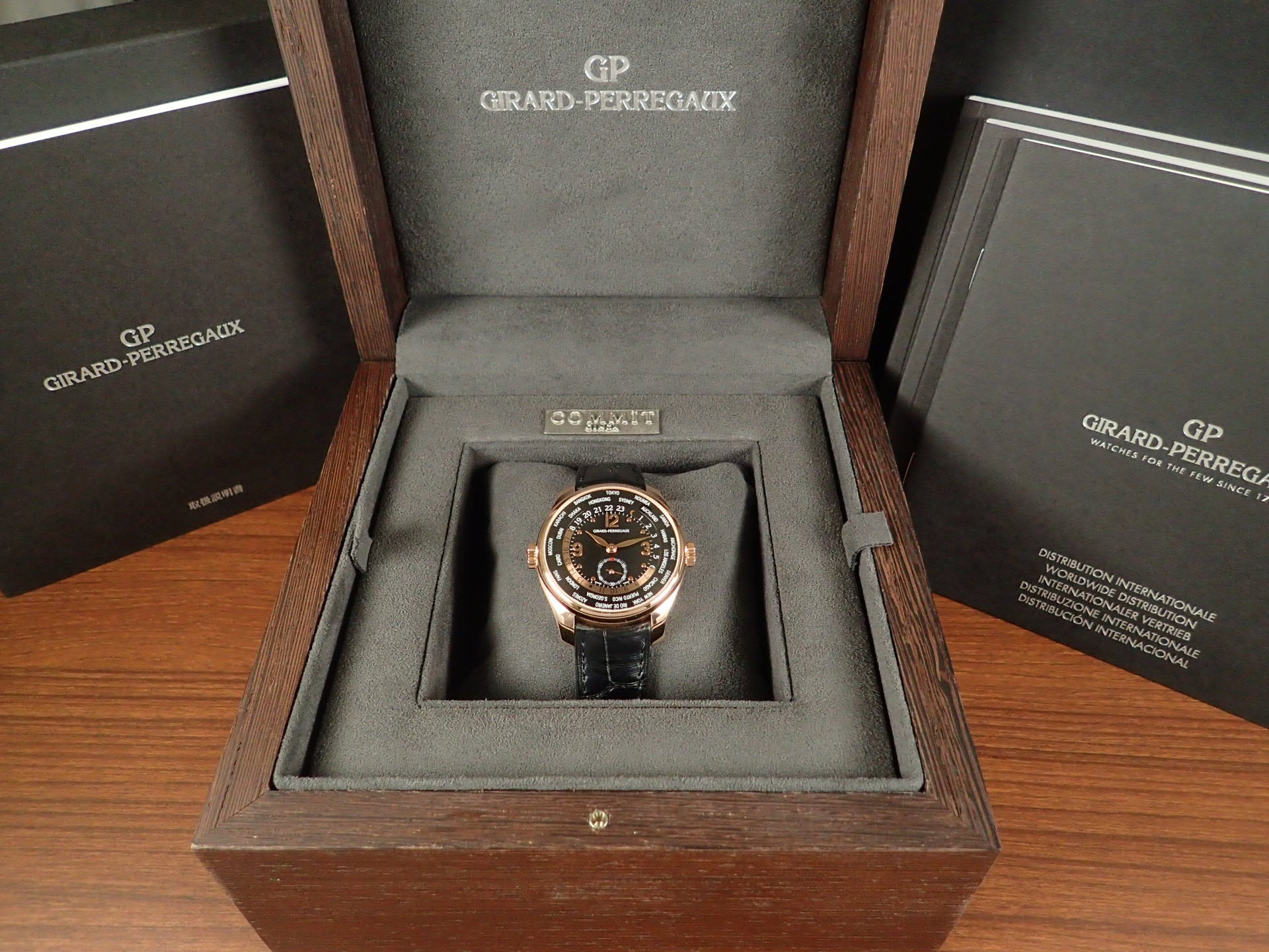 Girard-Perregaux ww.tc Small Second Ref.49865-52-651-BA6A