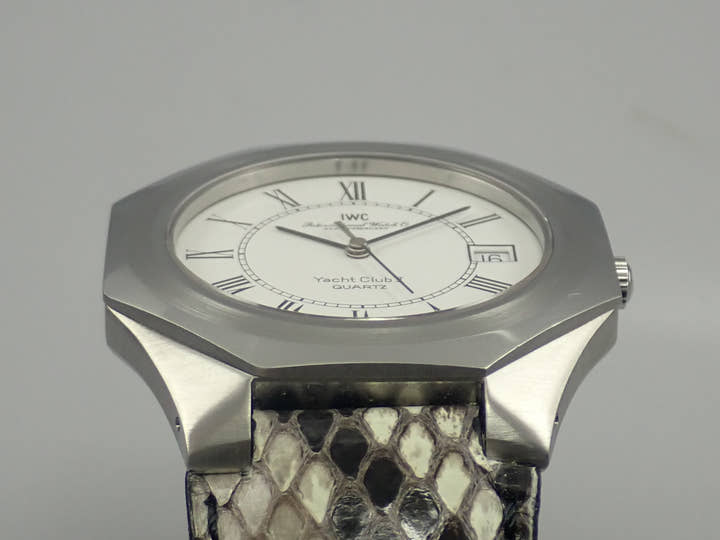 IWC ヨットクラブ クォーツ Ref.- ホワイト文字盤 中古 3XUXA237
