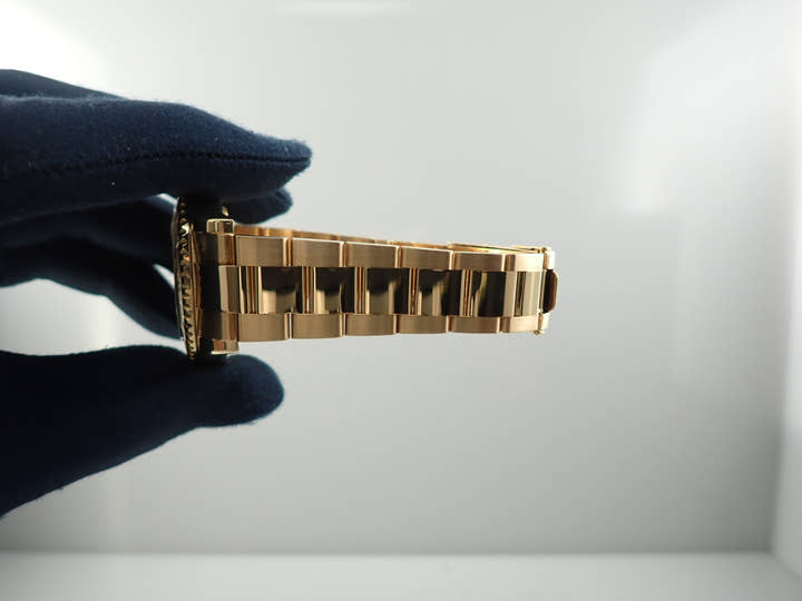 Rolex Yacht-Master 40 Ref. 16628 Yellow Gold Blue Dial