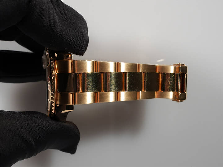 Rolex Yacht-Master 40 Ref. 16628 Yellow Gold Blue Dial