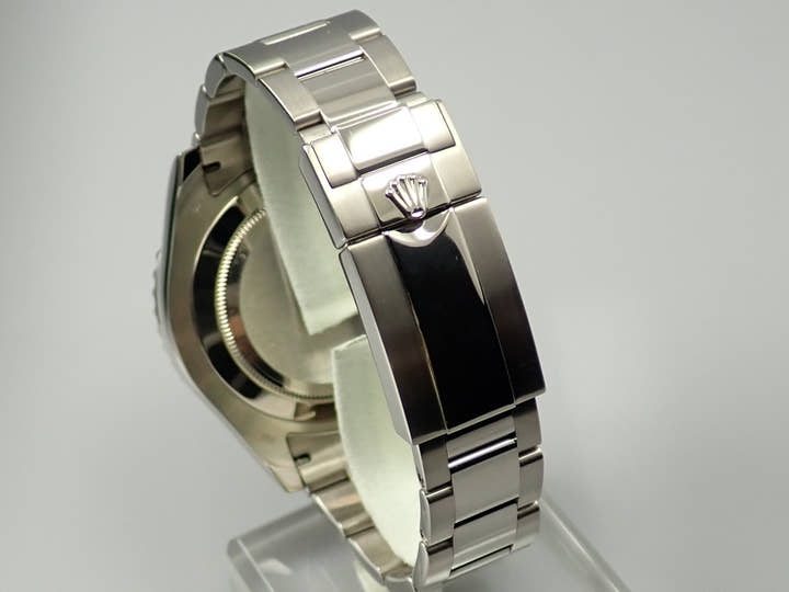 Rolex Yacht-Master II Ref. 116689 White Gold White Dial