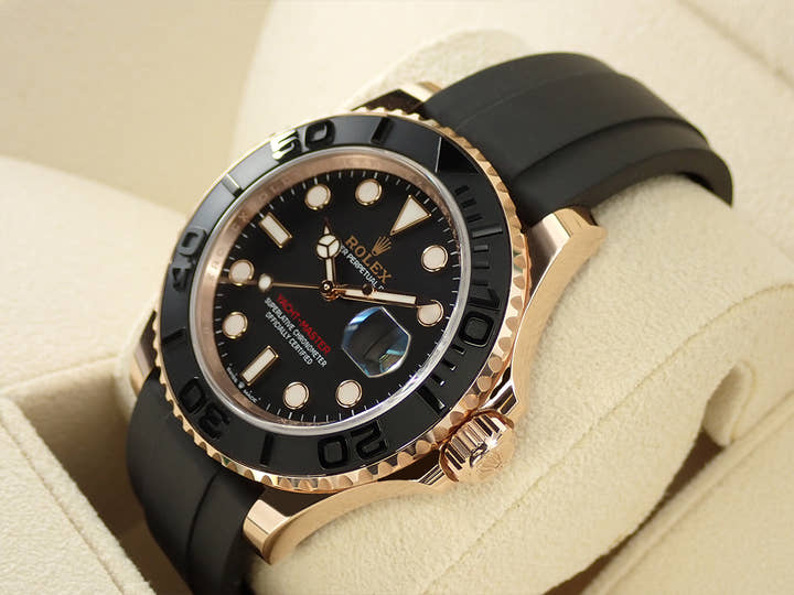Rolex Yacht-Master 40 Ref. 126655 Everose Gold Black Dial